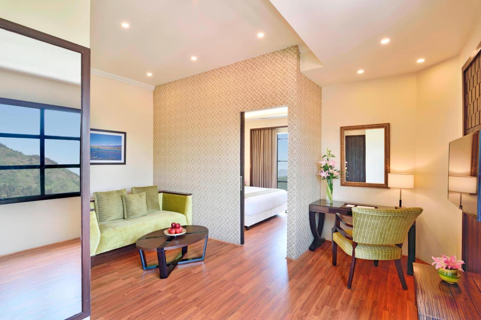 Four Points By Sheraton Srinagar Exterior photo